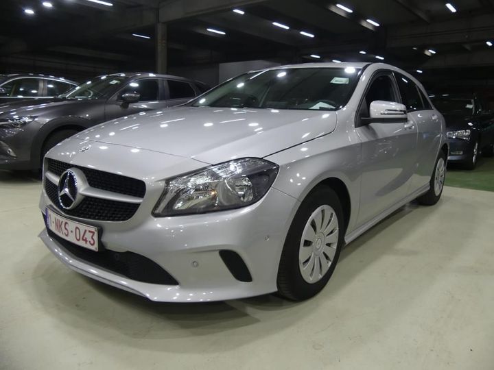 Mercedes-benz A (2016)
