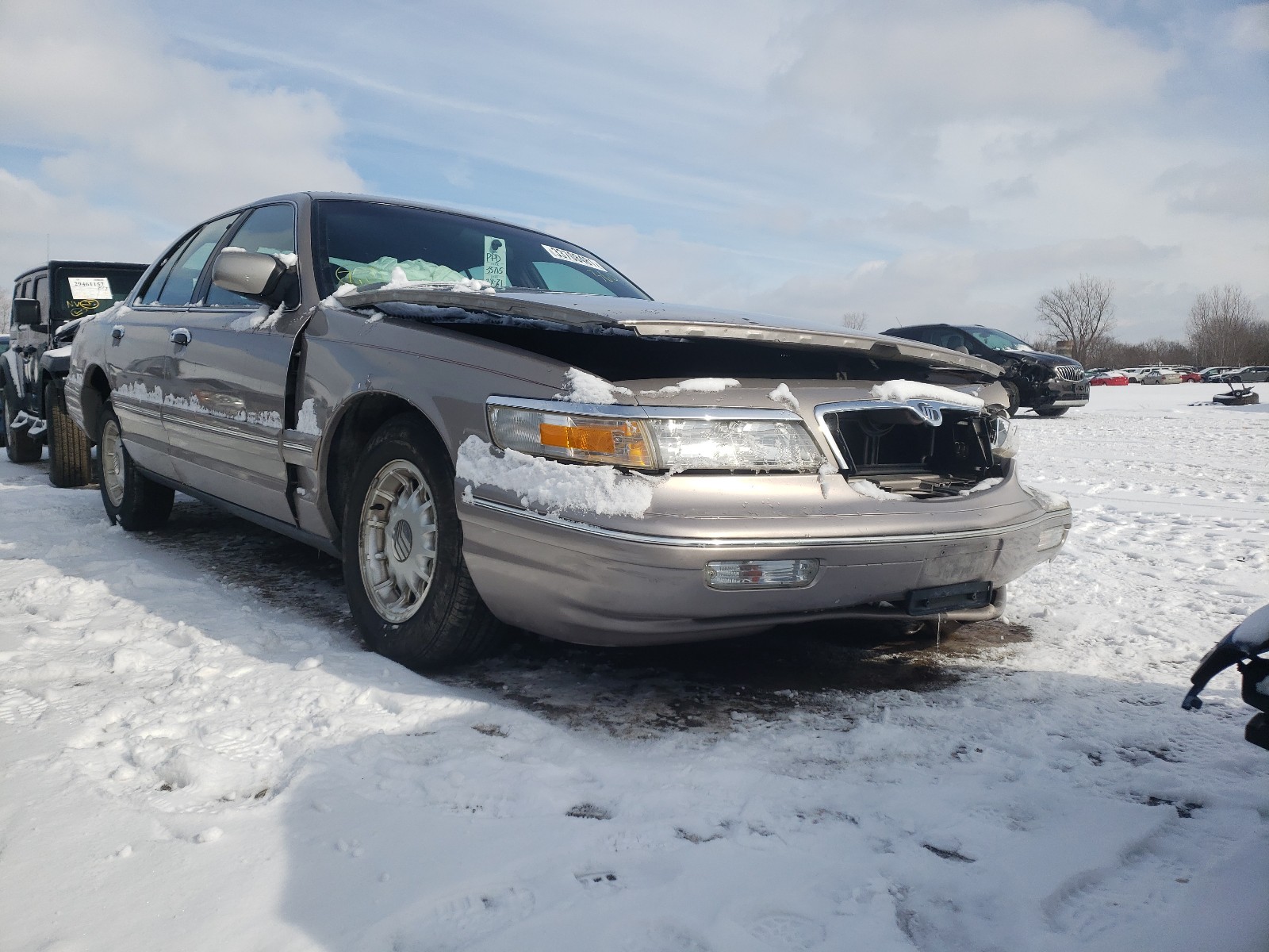 Mercury Grand marq (1995)
