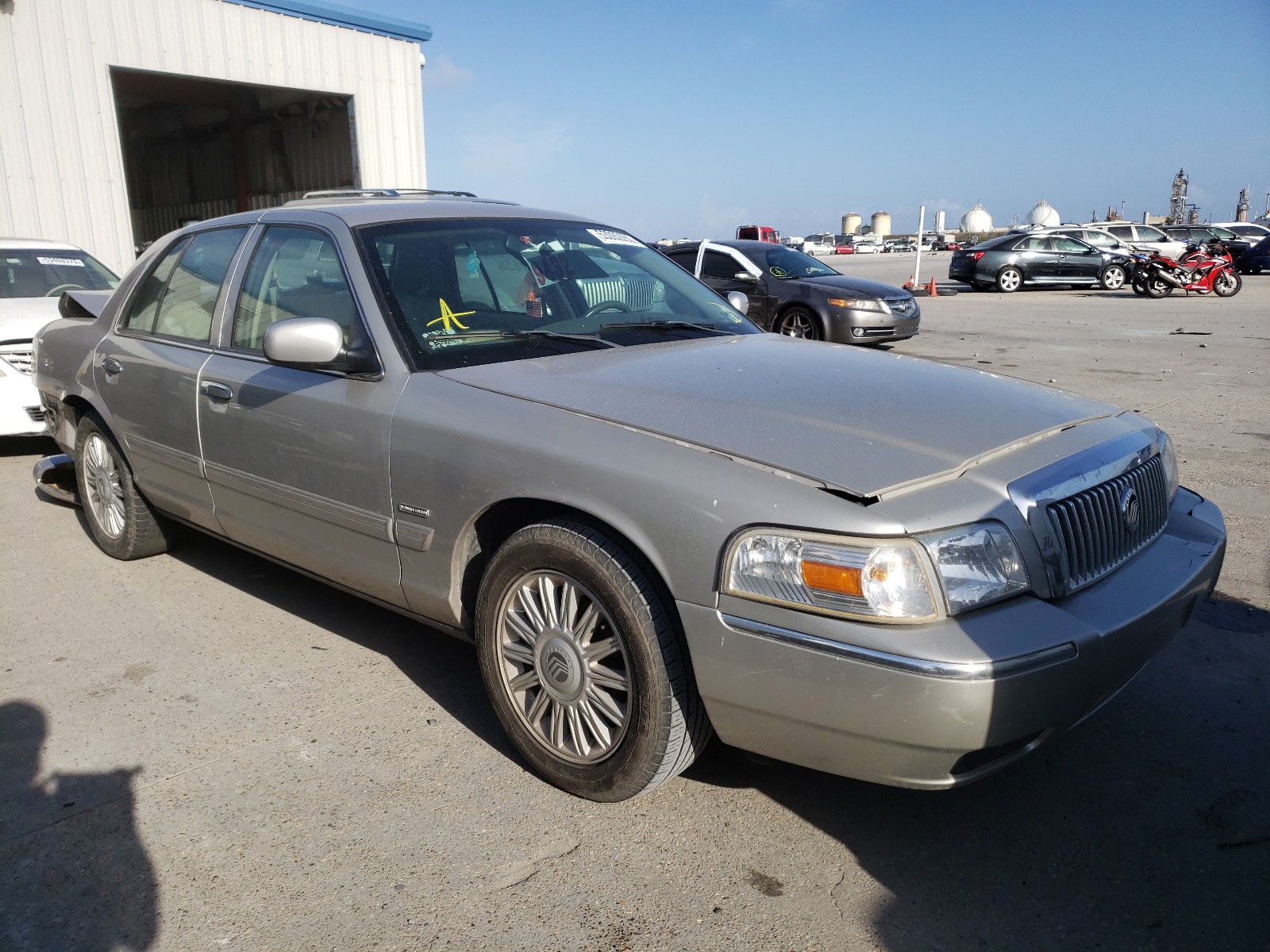 Mercury Grand marq (2011)