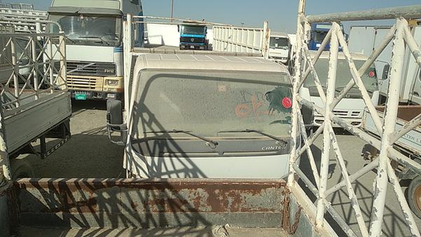 Mitsubishi Canter (2015)