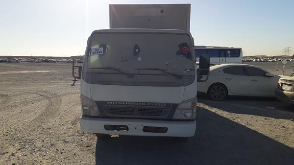 Mitsubishi Canter (2009)