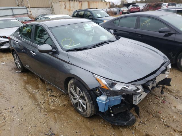 Nissan Altima s (2020)