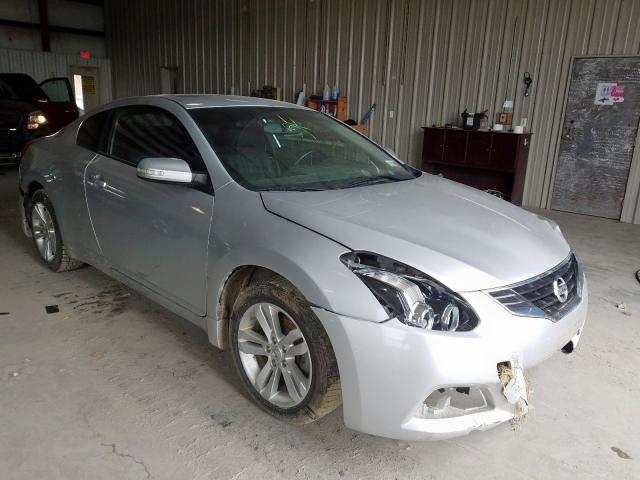 Nissan Altima s (2013)