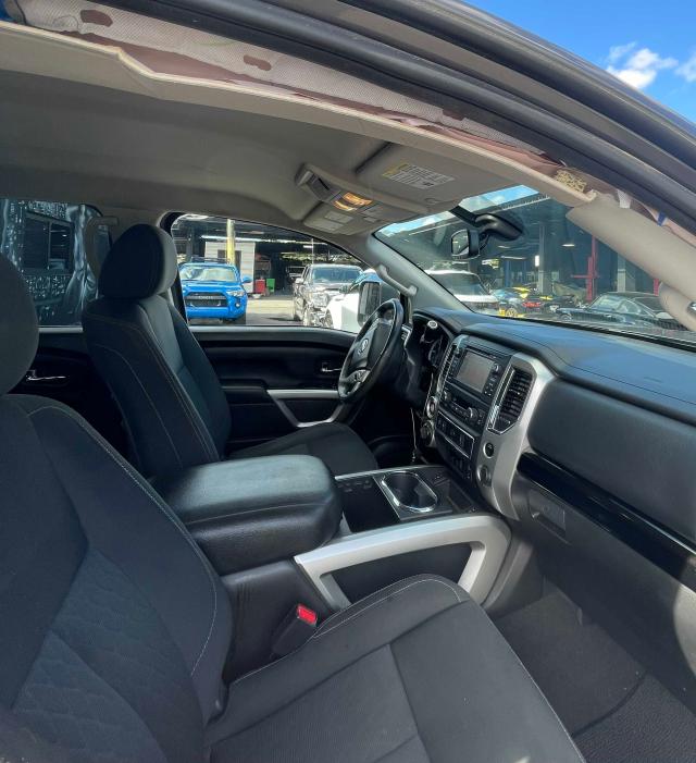 Nissan Titan sv (2018)