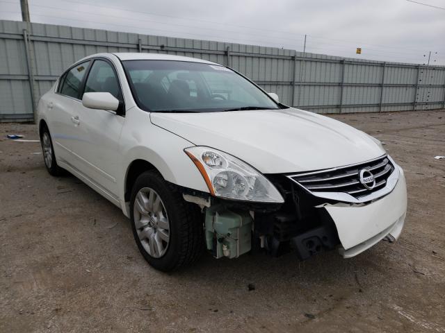 Nissan Altima bas (2010)