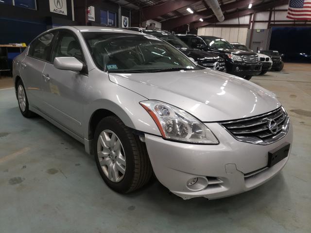 Nissan Altima bas (2012)