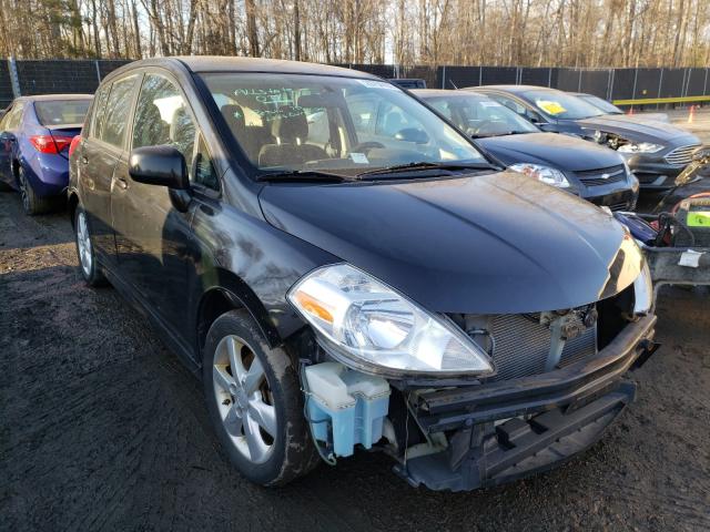 Nissan Versa s (2011)