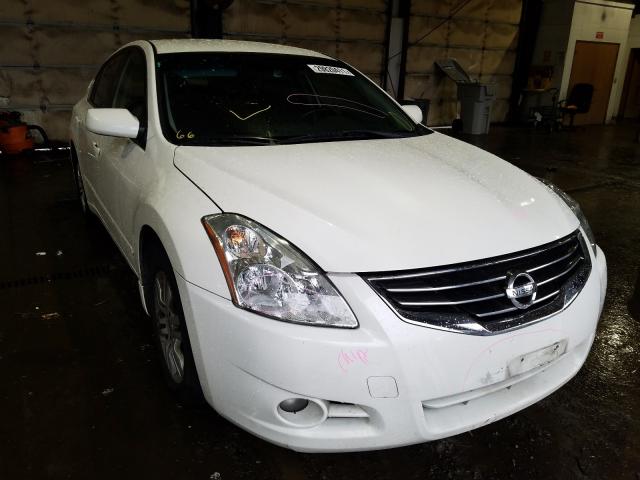 Nissan Altima bas (2012)