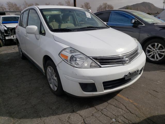 Nissan Versa s (2011)