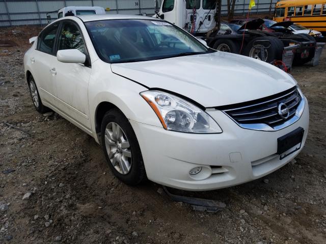 Nissan Altima bas (2012)
