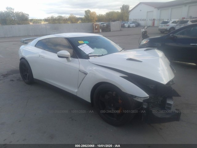 Nissan Gt-r (2015)