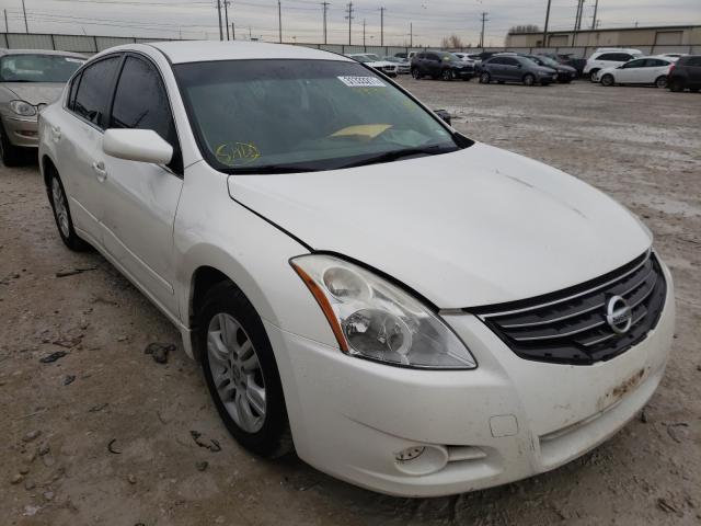 Nissan Altima bas (2011)