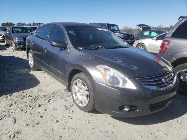 Nissan Altima bas (2010)