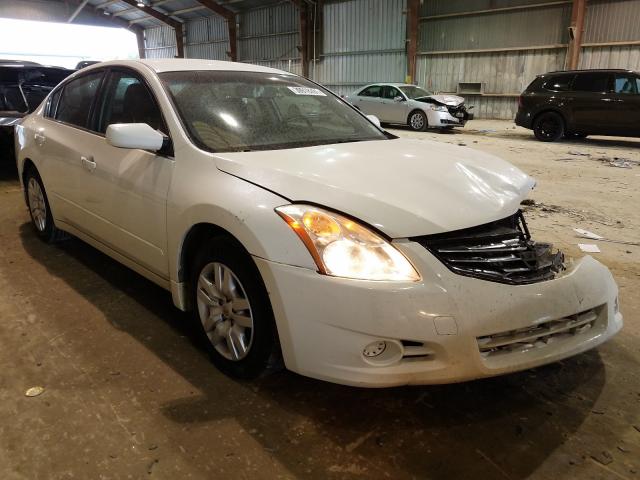 Nissan Altima bas (2012)