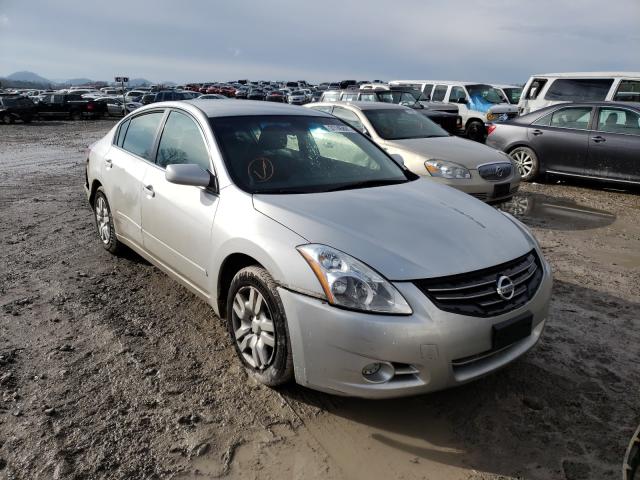 Nissan Altima bas (2012)