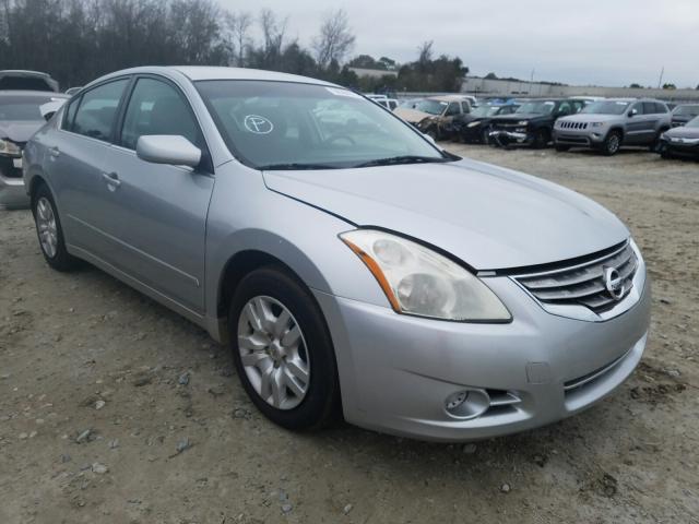 Nissan Altima bas (2012)