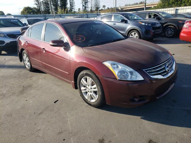 Nissan Altima bas (2010)