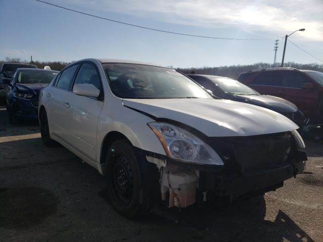 Nissan Altima bas (2011)