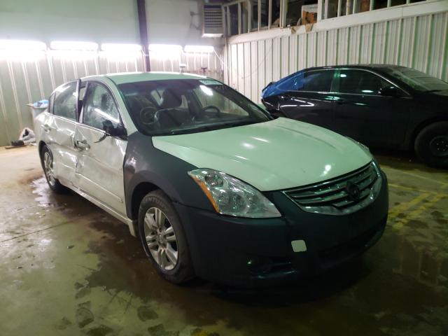 Nissan Altima bas (2012)