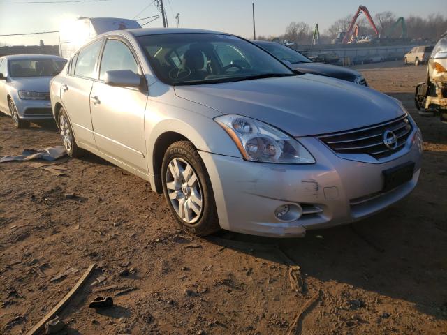 Nissan Altima bas (2011)