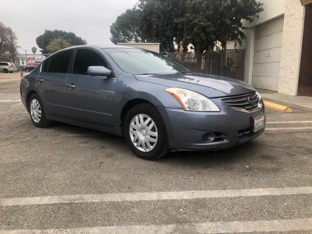 Nissan Altima bas (2011)