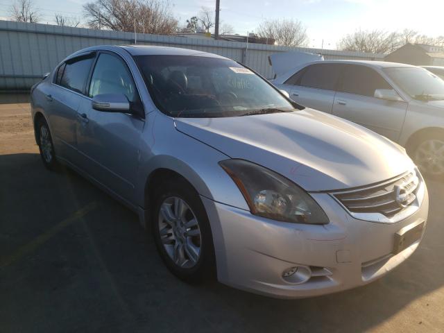 Nissan Altima bas (2010)