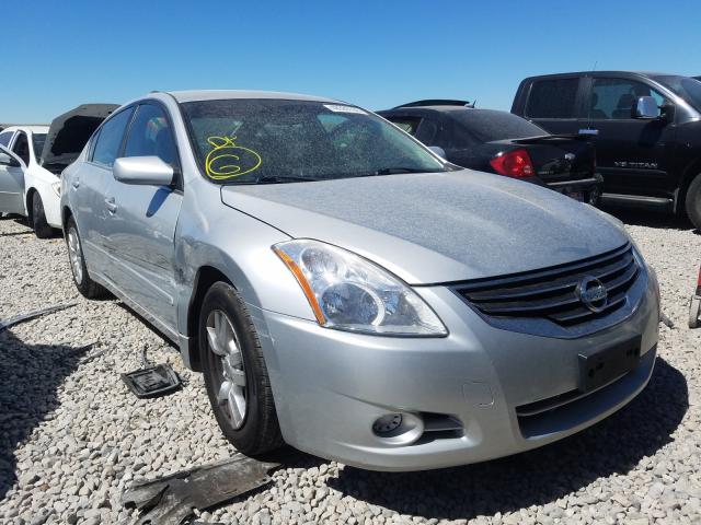 Nissan Altima bas (2012)