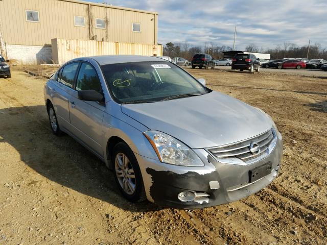 Nissan Altima bas (2012)