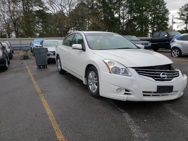 Nissan Altima bas (2010)
