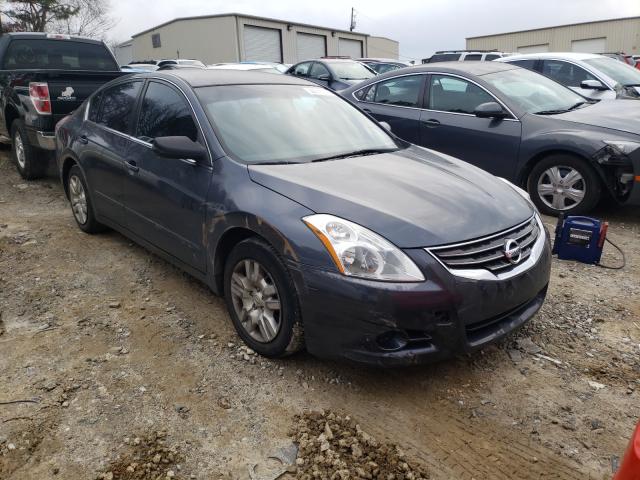 Nissan Altima bas (2012)