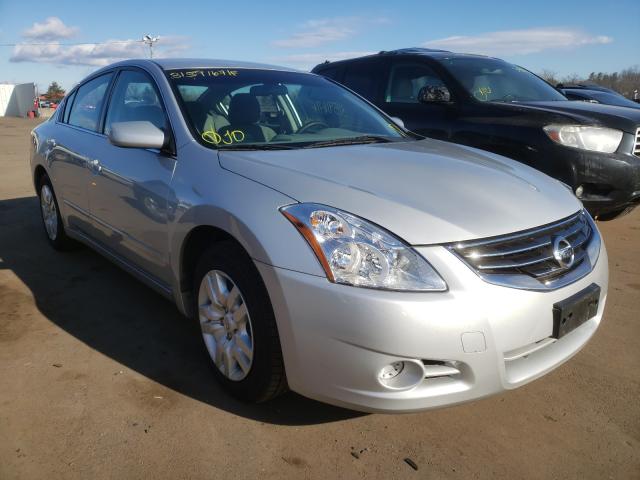 Nissan Altima bas (2012)