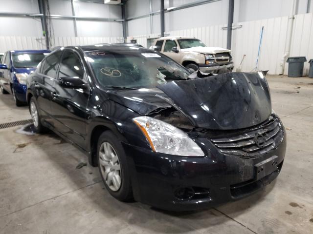 Nissan Altima bas (2010)