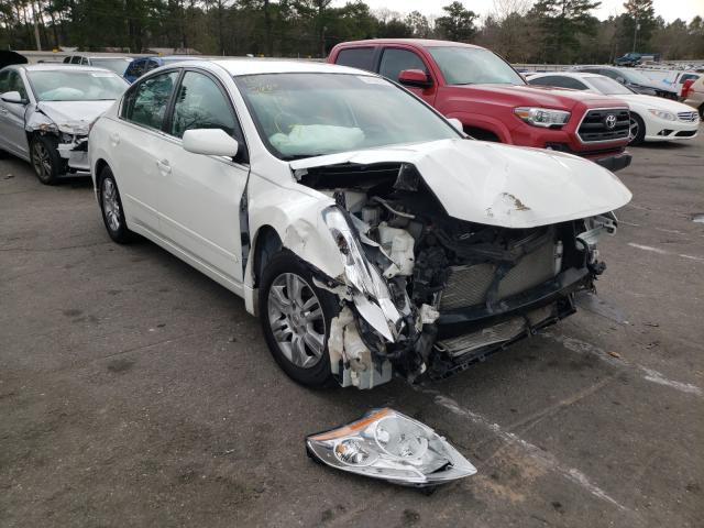 Nissan Altima bas (2011)