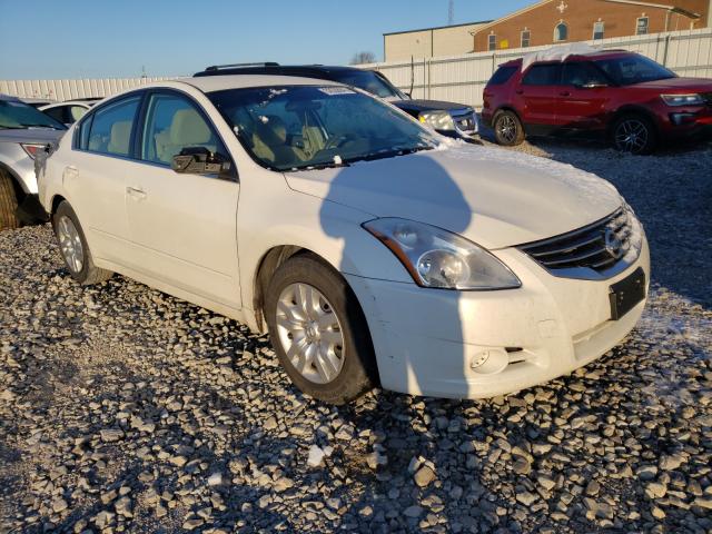 Nissan Altima bas (2012)