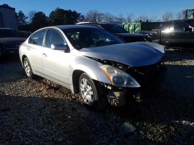 Nissan Altima bas (2010)