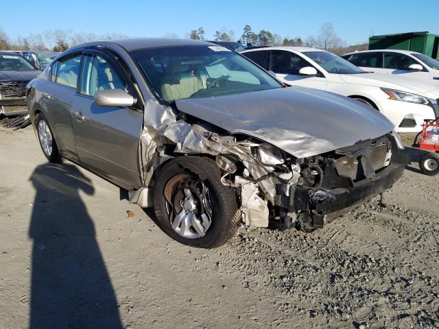 Nissan Altima bas (2010)
