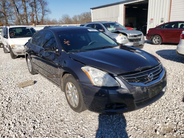 Nissan Altima bas (2012)