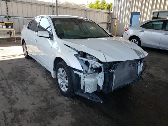 Nissan Altima bas (2012)