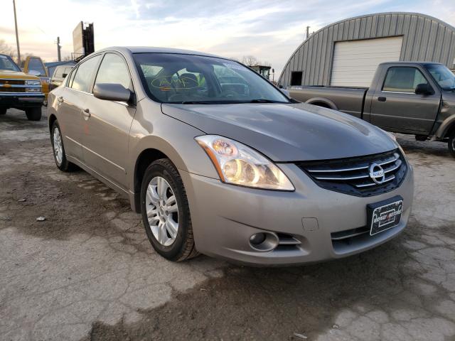 Nissan Altima bas (2012)