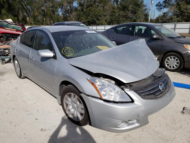 Nissan Altima bas (2010)