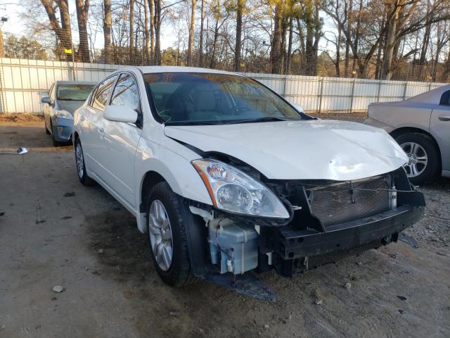 Nissan Altima bas (2012)