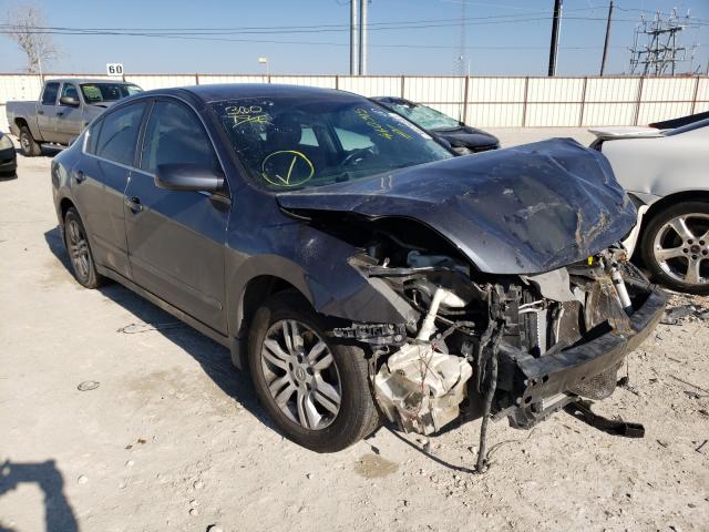Nissan Altima bas (2012)