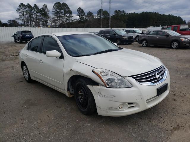 Nissan Altima bas (2011)