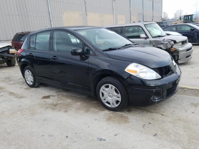 Nissan Versa s (2011)