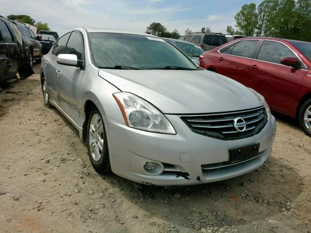 Nissan Altima bas (2011)