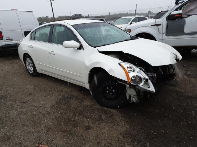 Nissan Altima bas (2012)