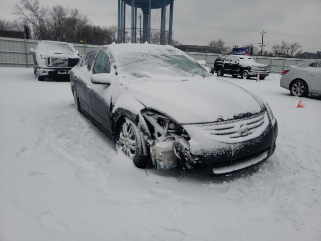 Nissan Altima bas (2010)