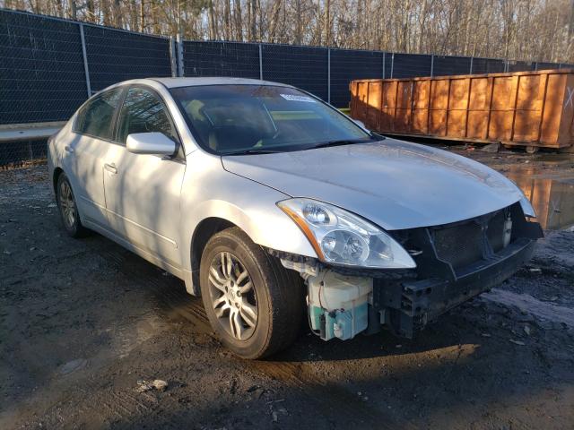 Nissan Altima bas (2010)