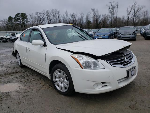 Nissan Altima bas (2012)