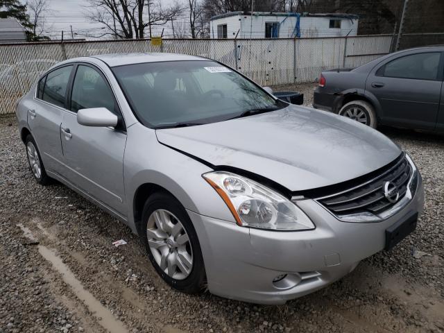 Nissan Altima bas (2010)